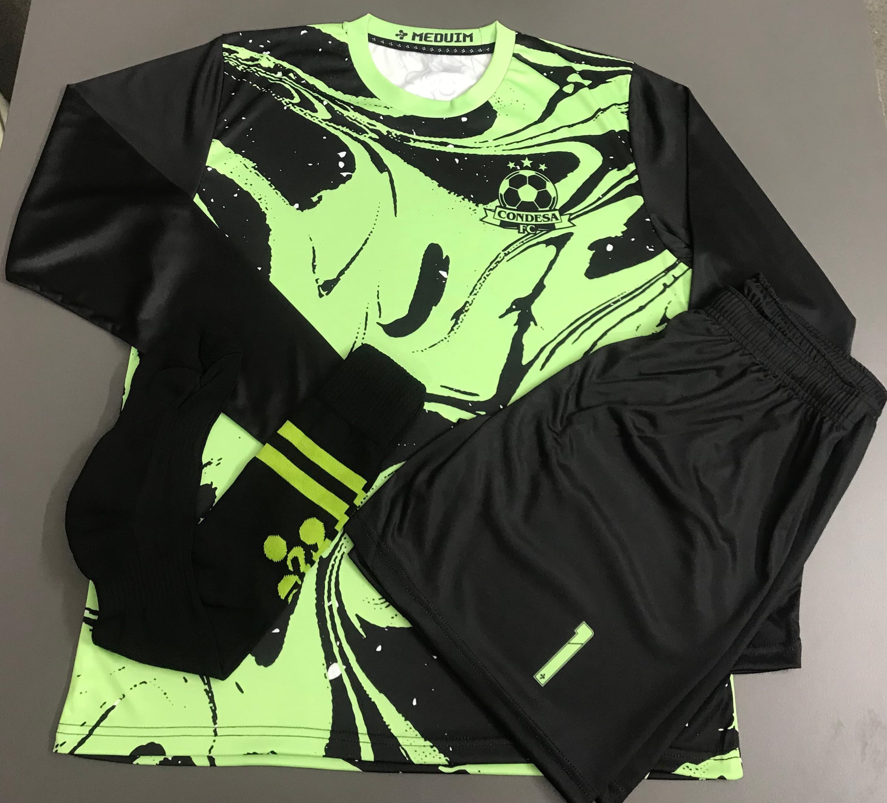 Soccer Uniform thumbnail 3